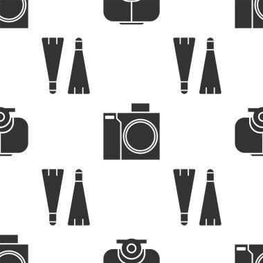 Dalış maskesi, dalgıç için fotoğraf makinesi ve pürüzsüz desende yüzmek için lastik yüzgeçler ayarlayın. Vektör