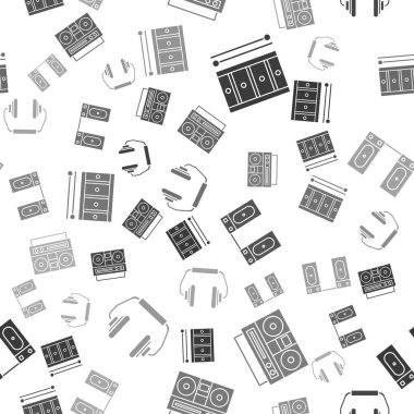 Drum 'ı bagetlerle, ev teybini iki hoparlörle, müzik seti ve kulaklıkları pürüzsüz şekilde ayarla. Vektör