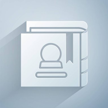 Kağıt, gri arka planda izole edilmiş Eskiler 'in sihirli kitabını simya tarifleri, mistik büyüler ve büyü simgesi ile kesiyor. Kağıt sanatı tarzı. Vektör İllüstrasyonu