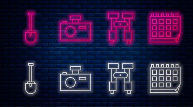 Fotoğraf makinesi, dürbün, kürek ve takvim ayarlayın. Tuğla duvarda parlayan neon simgesi. Vektör
