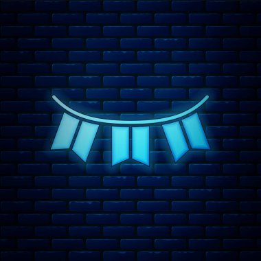 Duvarda izole edilmiş bayrak simgesiyle parıldayan neon renkli karnaval çelengi. Doğum günü kutlaması için parti flamaları, festival dekorasyonu. Vektör İllüstrasyonu