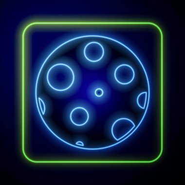 Parlayan neon ay simgesi mavi arkaplanda izole edildi. Vektör İllüstrasyonu