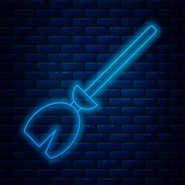 Parlayan neon hattı cadıları süpürge ikonu tuğla duvar arkasında izole edildi. Mutlu Cadılar Bayramı Partisi. Vektör İllüstrasyonu