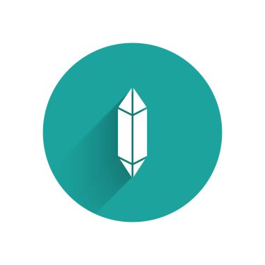 Beyaz Sihirli Taş ikonu uzun gölgeli izole edilmiş. Fantezi kristali. Maç için mücevher. Yeşil daire düğmesi. Vektör İllüstrasyonu