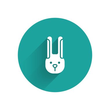 Kulak ikonlu beyaz tavşan uzun gölgeli izole edilmiş. Sihir numarası. Gizemli eğlence konsepti. Yeşil daire düğmesi. Vektör İllüstrasyonu