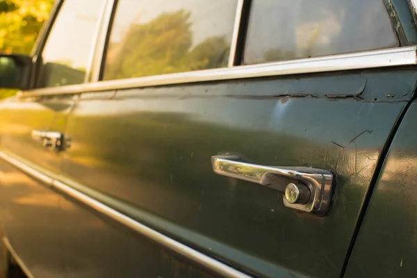 Autó ajtó, régi modell autó — Stock Fotó