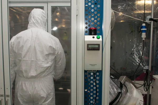 Tragbares Krankenhaus Für Ebola Nuklear Oder Virenalarm — Stockfoto