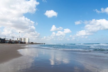 Bat Yam, İsrail 'de sahil
