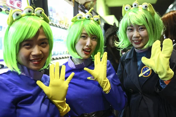 Costumed Partygoers Samlas Halloween Firandet Shibuya Den Oktober 2018 Tokyo — Stockfoto