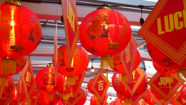 Chinese New Year Red Paper Latern Decoration with Wish Signs in Bangkok City — Stock Video