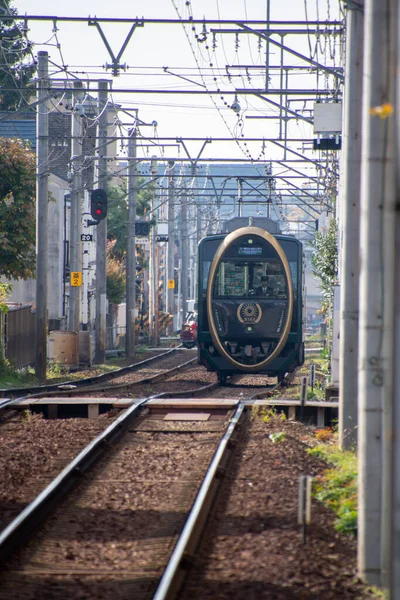 京都府 2019年11月24日叡山電鉄比叡山が京都市一乗寺駅にやってくる — ストック写真