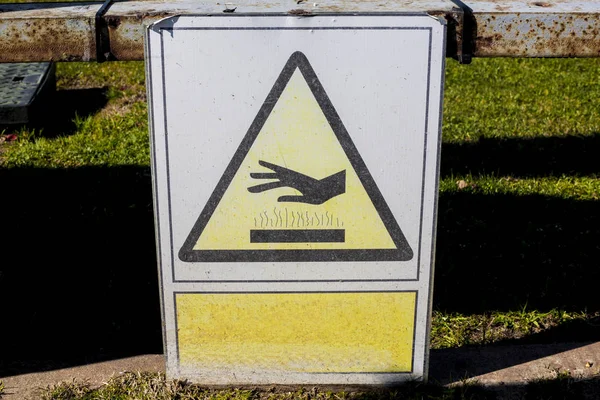 Danger high temperature sign — Stock Photo, Image