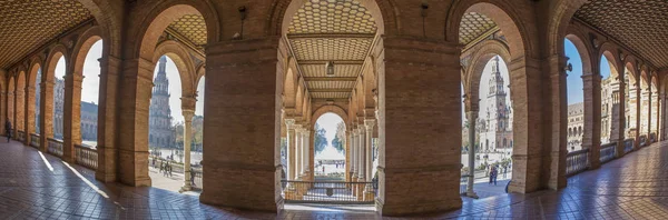 Plaza de España, Plaza de España, Sevilla, España. Vista desde el porche —  Fotos de Stock