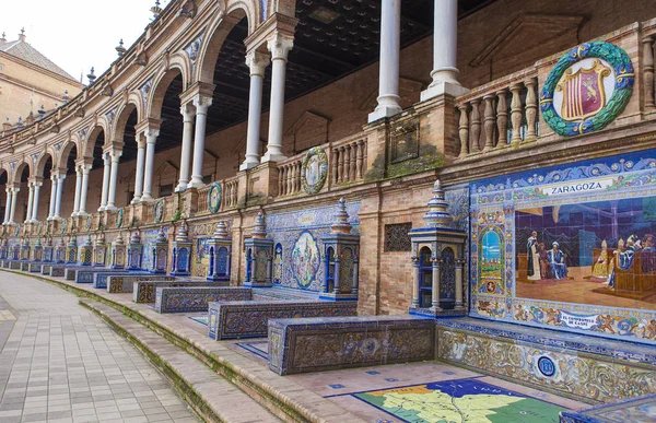 Banco de azulejos acristalados de las provincias españolas — Foto de Stock