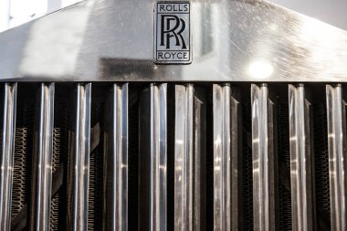 Rolls Royce marka araba dışında