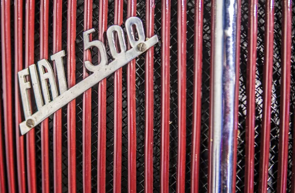1936 Fiat Logo marca fora do carro — Fotografia de Stock