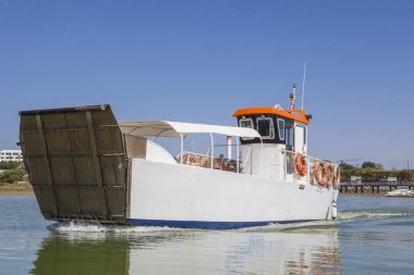 El Rompido Marina, Huelva, İspanya feribot kalkar