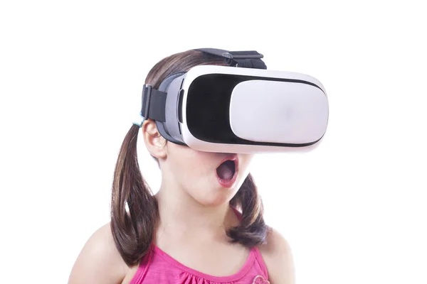 Niña con gafas de realidad virtual —  Fotos de Stock