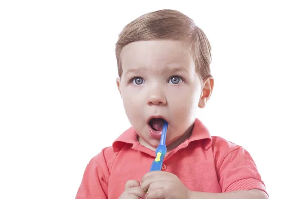 Söt baby boy borsta tänderna — Stockfoto