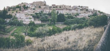 Caceres tarihi çeyrek sınırı alınan