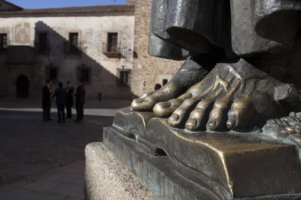 Estátua de San Pedro de Alcantara na catedral de Cáceres St. Marys — Fotografia de Stock