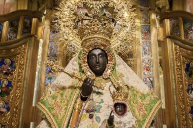 Our Lady of Guadalupe polychromed sedir heykeli