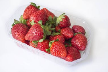 İspanyol taze çilek ile tepsi Paketli