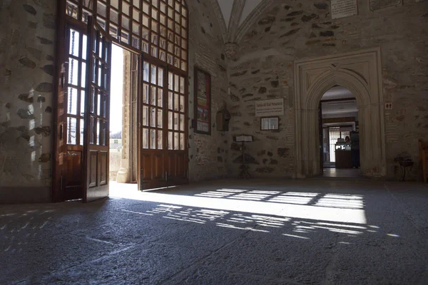 Centro de visitantes del Monasterio de Guadalupe. Cáceres, Extremadura, Sp —  Fotos de Stock