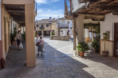 Üç jetleri çeşme Meydanı, Gudalupe eski şehir, İspanya