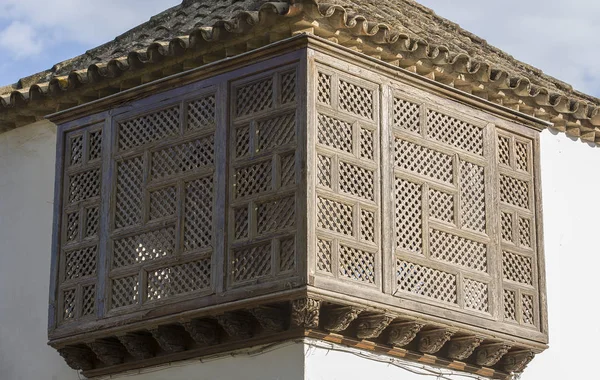 Wooden lattice work corner balcony, Cordoba, Spain — Stock Photo, Image