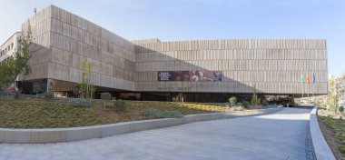 Jaen İber Sanat Müzesi, İspanya. Ana giriş rampası