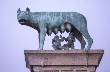 She-wolf Romulus ve Remus