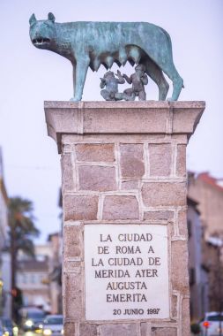 She-wolf Romulus ve Remus