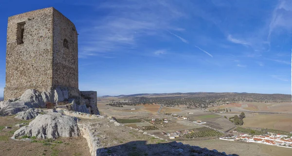 从西班牙科尔多瓦的 Belmez 城堡全景 — 图库照片