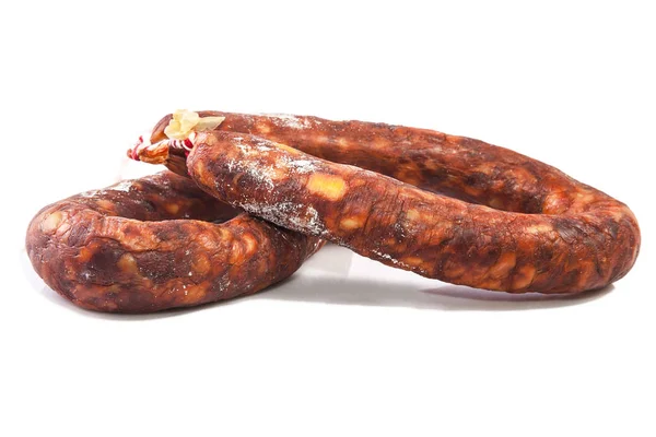 Chorizos espagnols rouges ibériques avec leur caractère fumé distinctif un — Photo