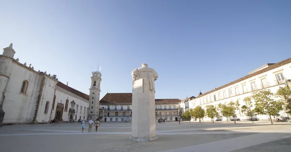Nádvoří University of Coimbra, Portugalsko — Stock fotografie