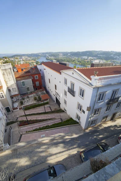 Pátio da Universidade de Coimbra, Portugal. Miradouro para Mondego — Fotografia de Stock