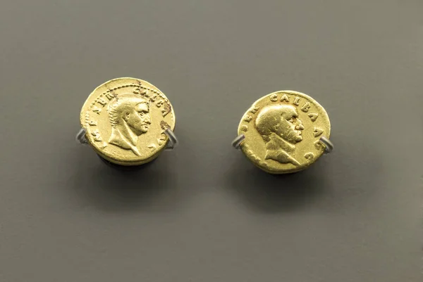 Galba Monete d'oro dell'imperatore romano — Foto Stock