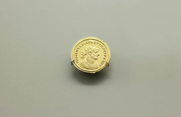 Romerska kejsare Diocletianus mynt — Stockfoto