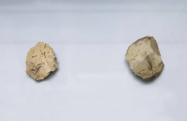 Ρακοσυλλέκτες ή αποξέσεις, εργαλεία πυριτόλιθου από προϊστορικούς ανθρώπους — Φωτογραφία Αρχείου