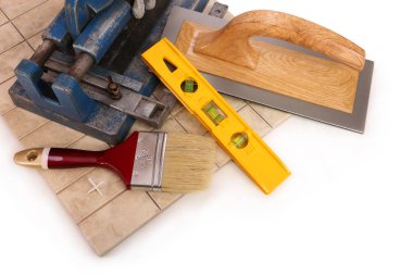 Fayans ve resim değiştirme ile onarım