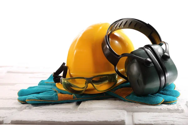 Sujeitos de segurança do trabalho no canteiro de obras — Fotografia de Stock