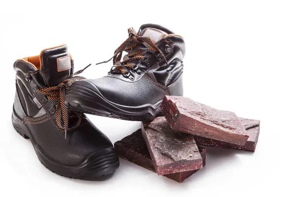 Botas Trabajo Ladrillos Decorativos Sobre Fondo Blanco — Foto de Stock