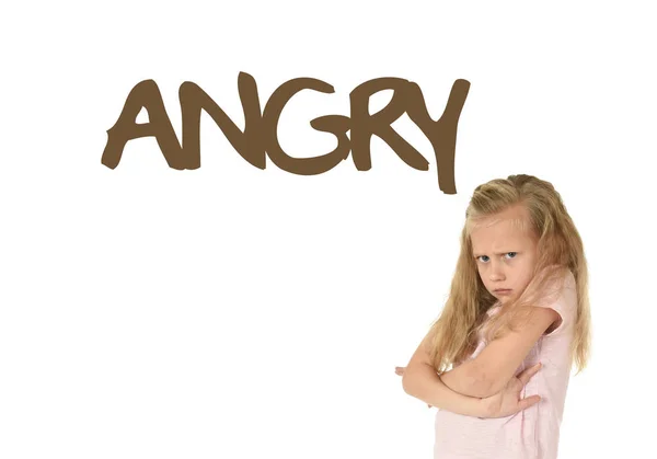 Inglês aprendendo cartão de vocabulário com a palavra irritado e doce linda menina criança chateada — Fotografia de Stock