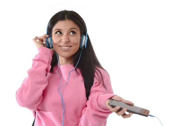 Fiatal nő vagy egyetemista lány mozgatható telefon hallgató-hoz zene fejhallgató, éneklés és a tánc — Stock Fotó