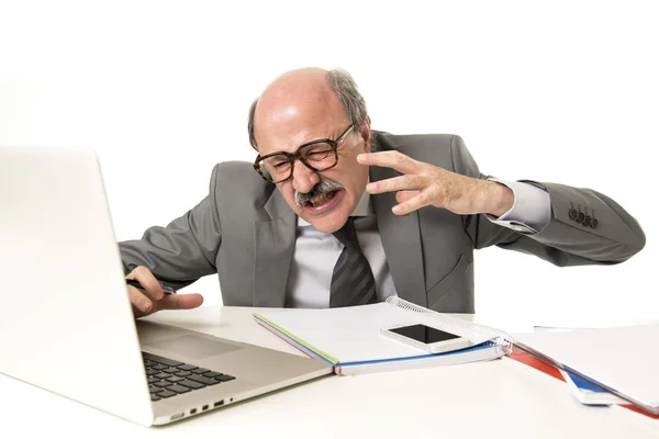 Bald business man 60s working stressed and frustrated at office computer laptop desk looking tired — Stock Photo, Image