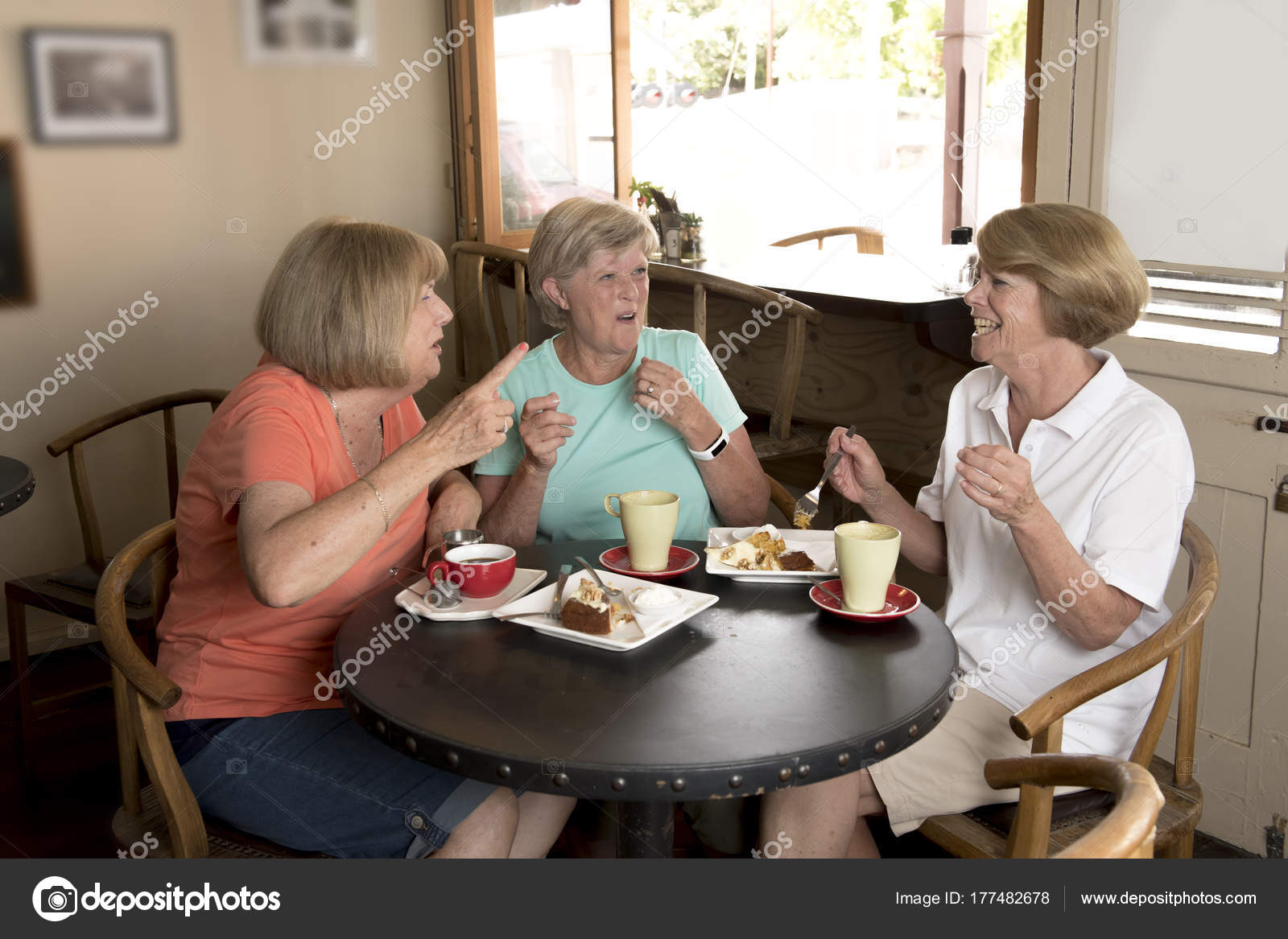Amiche it mature Old mature mom tube