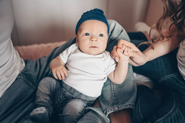 Close Portrait Happy Parents Holding Baby Young Happy Family Mom — Stock Photo, Image