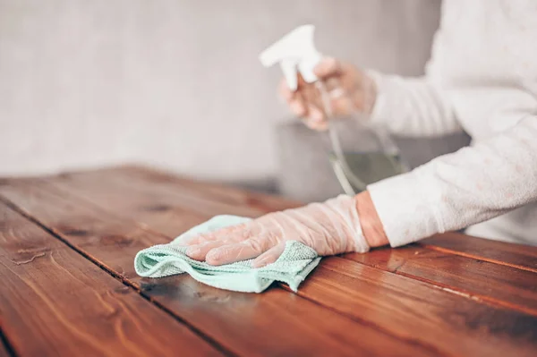 Close Cleaning Home Wood Table Sanitizing Kitchen Table Surface Disinfectant — Stock Photo, Image