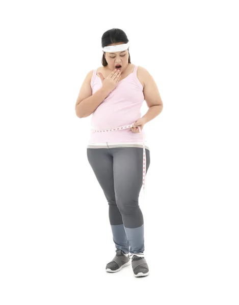 Übergewichtige Asiatische Frau Messen Ihre Taille Fett Bauch Isoliert Auf — Stockfoto